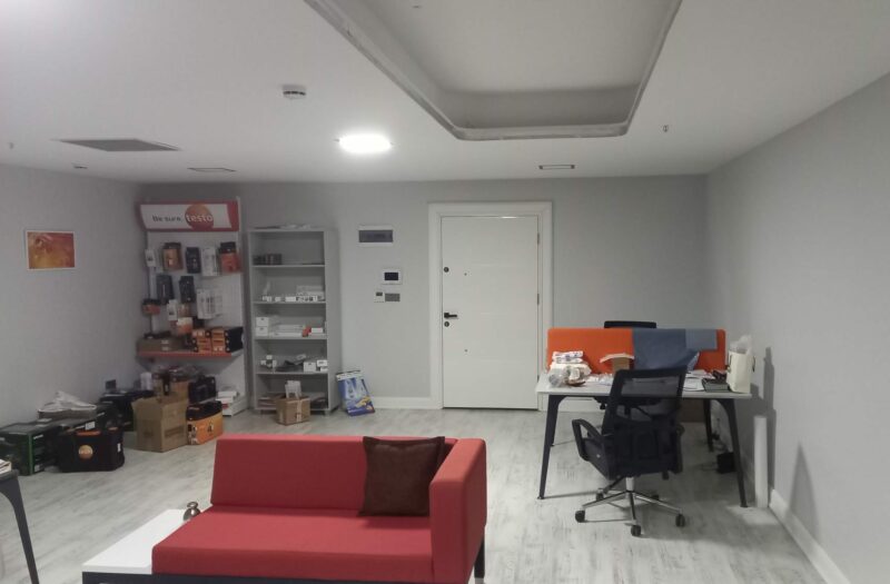 BURSA MUDANYA YOLUNDA BALKAR PLAZA’DA 87M2 SATILIK KİRACILI OFİS