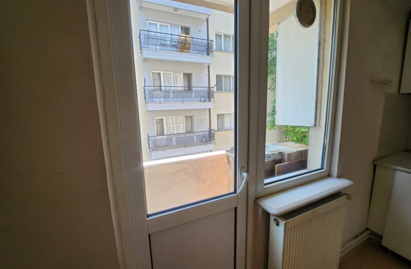 BURSA KÜKÜRTLÜ ANA CADDE ÜSTÜNDE OVA MANZARALI KİRALIK 2+1 DAİRE