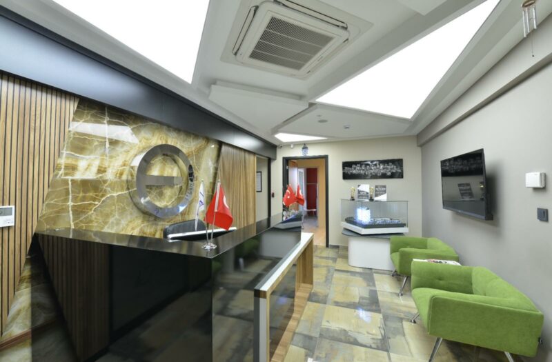 MUDANYA YOLU EVKE PLAZA ‘DA DEKORASYONLU SATILIK DUBLEKS OFİS
