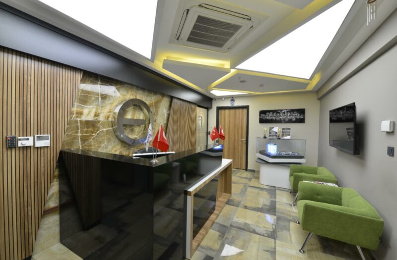 MUDANYA YOLU EVKE PLAZA ‘DA DEKORASYONLU SATILIK DUBLEKS OFİS