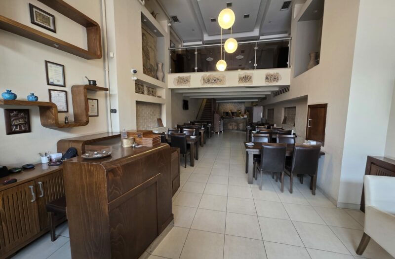 dAb’DAN GEÇİT EVKE PLAZA’DA ÖN CEPHEDE SATILIK KİRACILI DÜKKAN