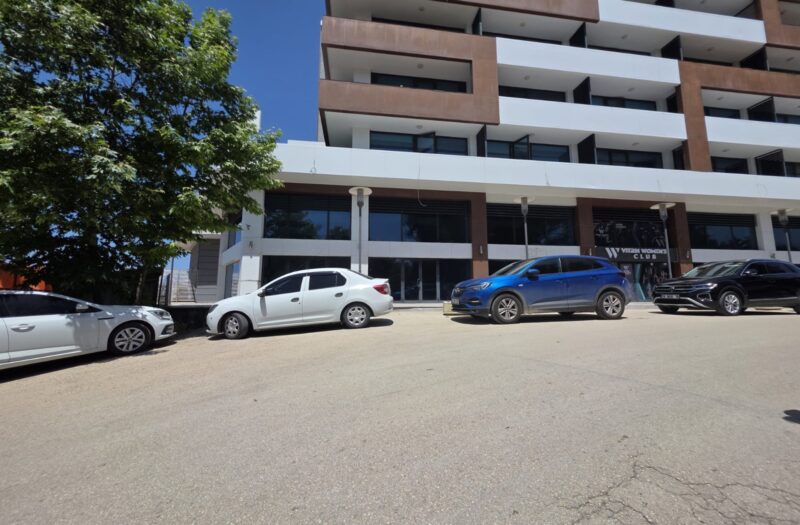 dAb’DAN PRESTİJLİ İŞ MERKEZİNDE EVKE ONYXTE HAZIR KİRACILI OFİS