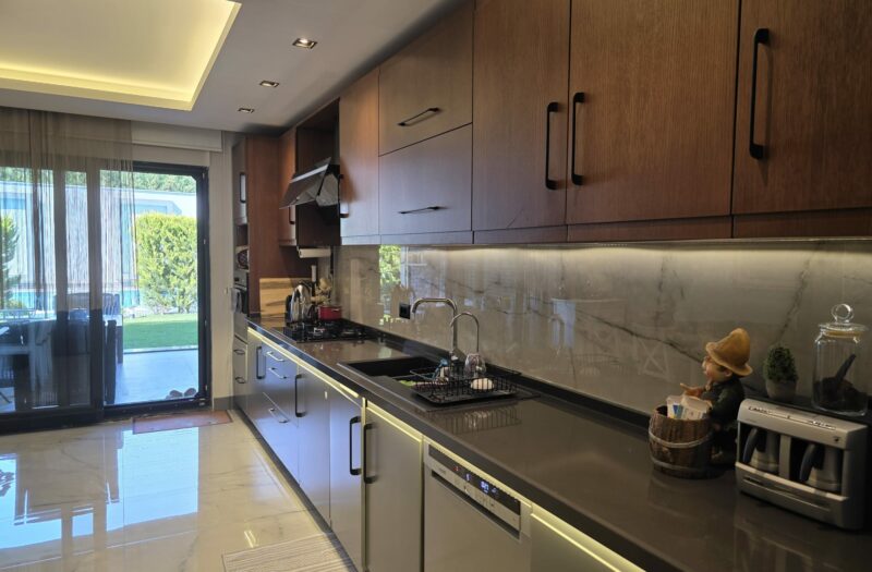 dAb’DAN BADEMLİ LAVİNYA BUTİK EVLERİNDE BAHÇELİ SATILIK3+1DAİRE