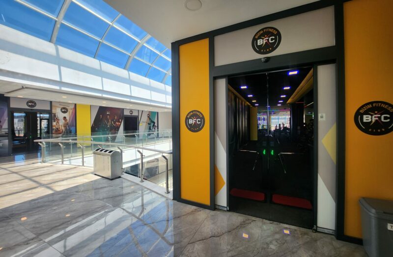 dAb’DAN BALAT PARK AVM’DE 300M2 KİRACILI SATILIK DÜKKAN