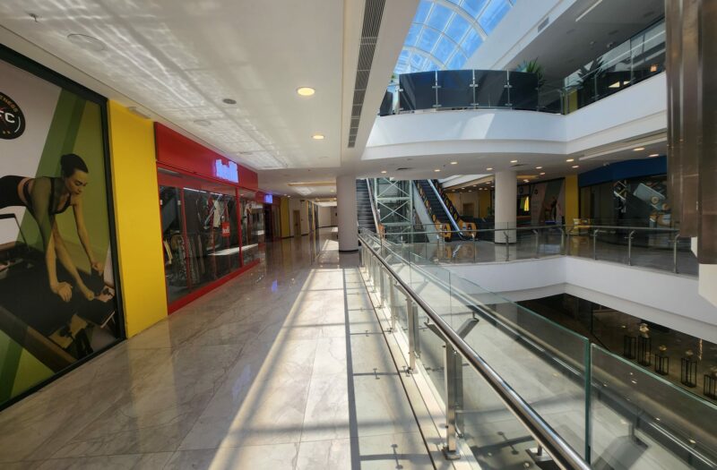 dAb’DAN BALAT PARK AVM’DE 300M2 KİRACILI SATILIK DÜKKAN