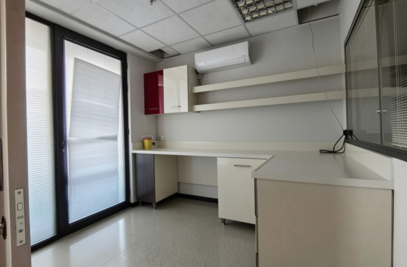 dAb’DAN MEDİLOFT 1’DE SATILIK, KİRACILI DUBLEKS DOKTOR OFİSİ