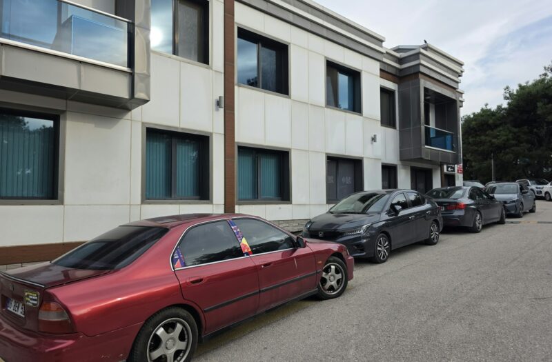 dAb’DAN MEDİLOFT 1’DE SATILIK, KİRACILI DUBLEKS DOKTOR OFİSİ